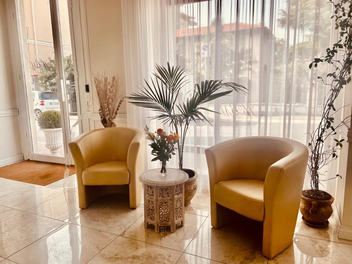 Hotel Regina Margherita Bordighera Luaran gambar