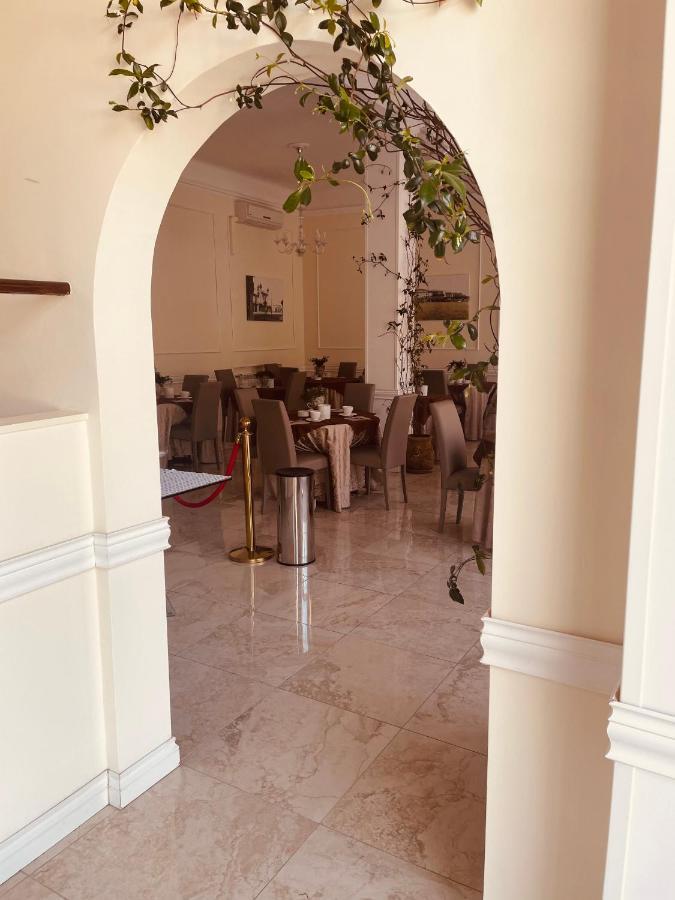 Hotel Regina Margherita Bordighera Luaran gambar