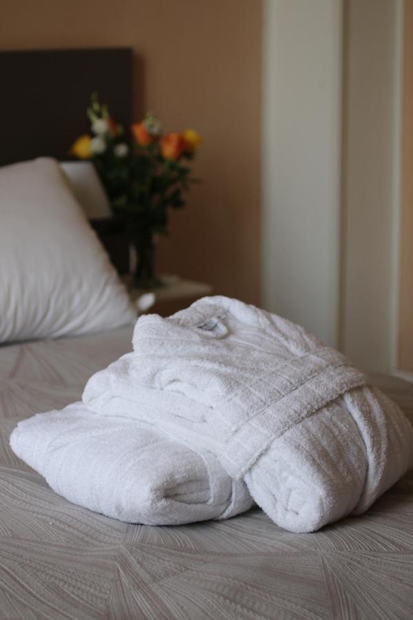 Hotel Regina Margherita Bordighera Luaran gambar