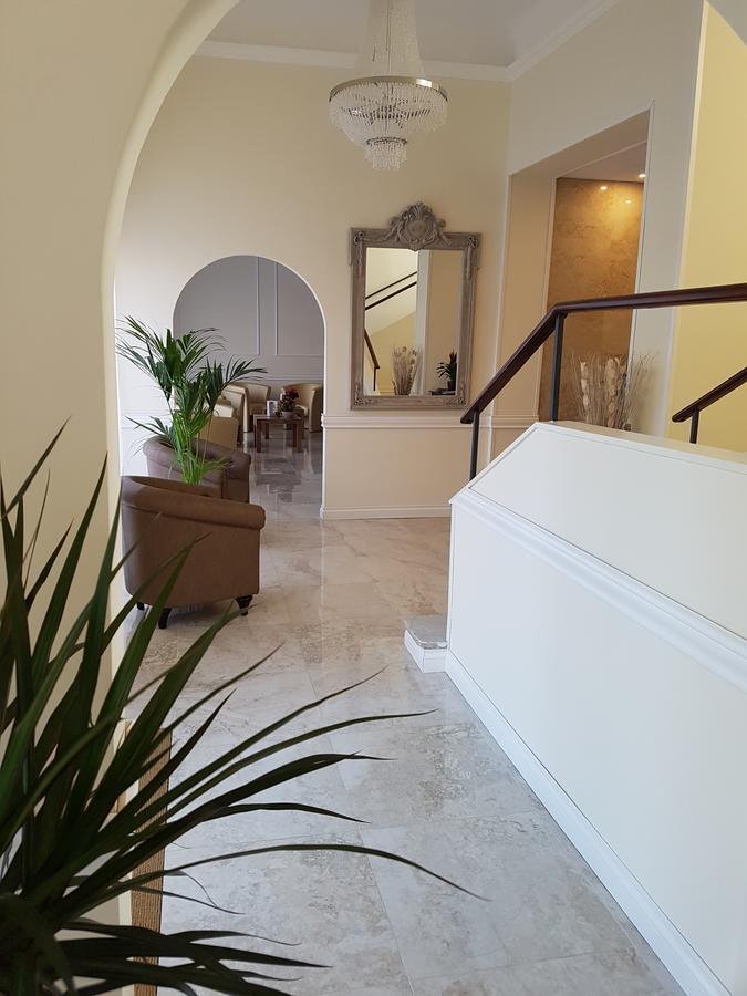 Hotel Regina Margherita Bordighera Luaran gambar